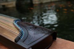 初学者如何挑选古筝(如何辨别古筝音色)