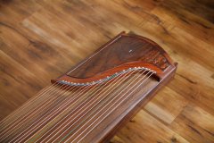 如何挑选古筝，二次换筝换什么好