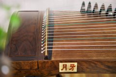 选什么古筝好，什么牌子的古筝好